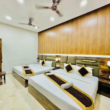 Hotel Gs Amritsar 200 Mtr From Golden Temple Eksteriør billede