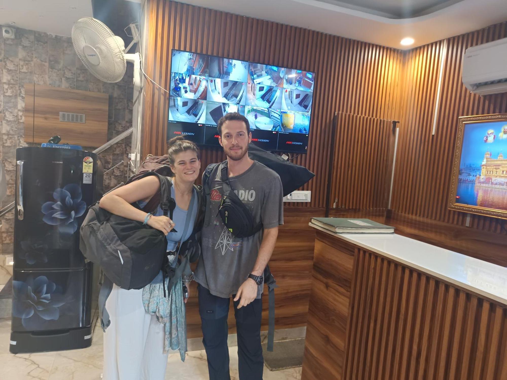 Hotel Gs Amritsar 200 Mtr From Golden Temple Eksteriør billede